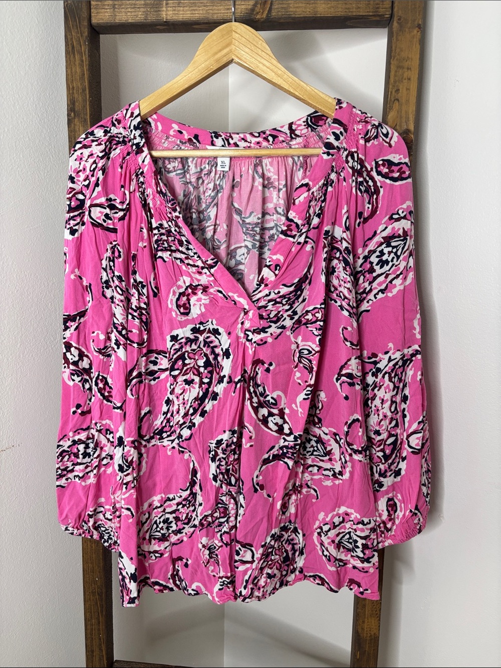 crown & ivy Hot Pink Paisley Blouse XL